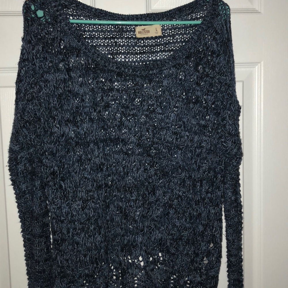 Hollister sweater